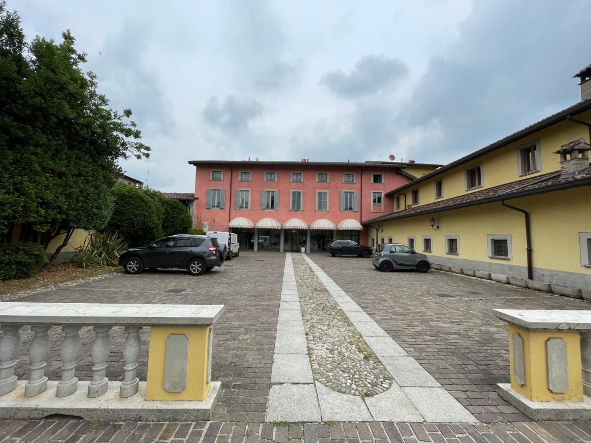 Bes Hotel Bergamo La Muratella Cologno al Serio Exterior foto