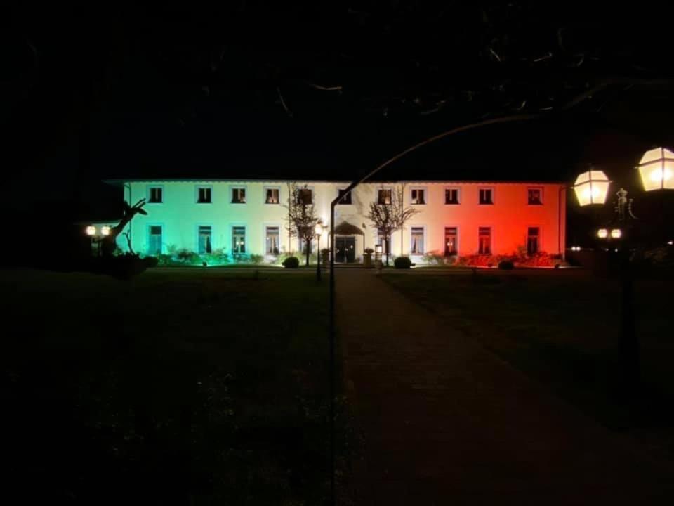 Bes Hotel Bergamo La Muratella Cologno al Serio Exterior foto