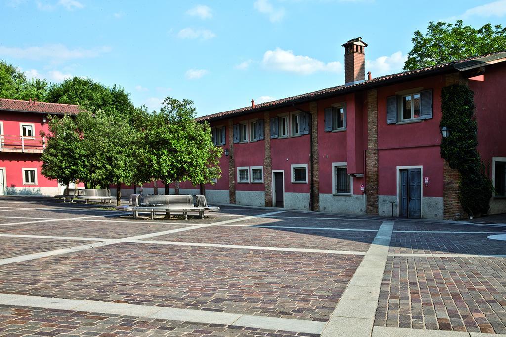 Bes Hotel Bergamo La Muratella Cologno al Serio Exterior foto