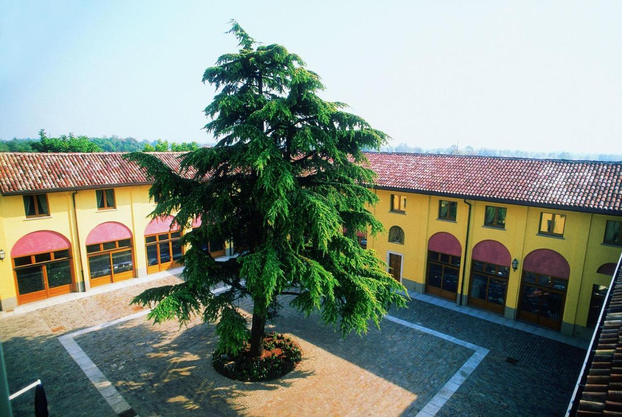 Bes Hotel Bergamo La Muratella Cologno al Serio Exterior foto
